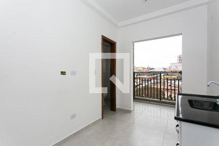 Sala/Cozinha de apartamento para alugar com 1 quarto, 28m² em Penha de França, São Paulo