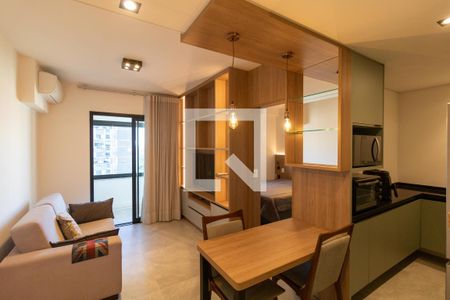 Salas de apartamento para alugar com 1 quarto, 43m² em Centro, Campinas