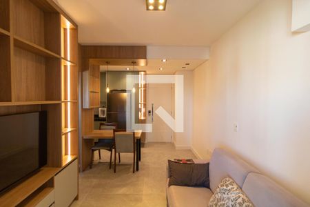 Salas de apartamento para alugar com 1 quarto, 43m² em Centro, Campinas