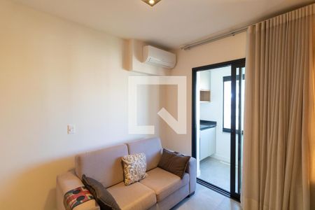 Salas de apartamento para alugar com 1 quarto, 43m² em Centro, Campinas