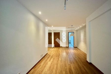 Sala  de apartamento para alugar com 3 quartos, 115m² em Leblon, Rio de Janeiro