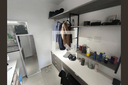 Closet de apartamento à venda com 2 quartos, 40m² em Vila Canero, São Paulo