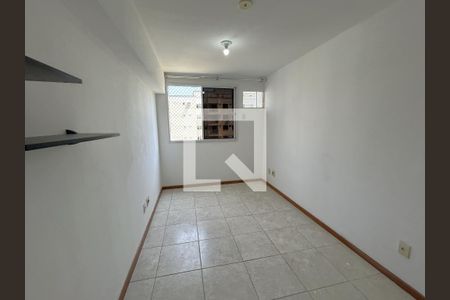 Suite de apartamento para alugar com 2 quartos, 62m² em Praça Seca, Rio de Janeiro