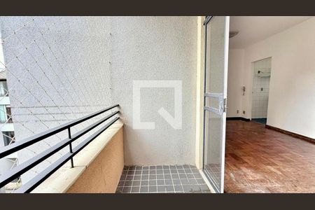 Apartamento à venda com 3 quartos, 95m² em Estoril, Belo Horizonte