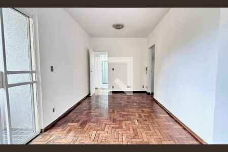 Apartamento à venda com 3 quartos, 95m² em Estoril, Belo Horizonte