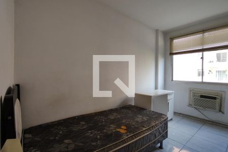 Quarto 1 de apartamento para alugar com 2 quartos, 70m² em Jacarepaguá, Rio de Janeiro