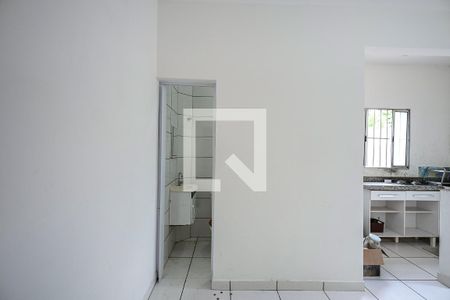 Sala de casa para alugar com 1 quarto, 40m² em Cidade Intercap, Taboão da Serra