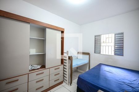 Quarto de casa para alugar com 1 quarto, 40m² em Cidade Intercap, Taboão da Serra