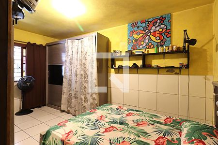Quarto 1 de casa para alugar com 2 quartos, 51m² em Jardim Sabará, Porto Alegre