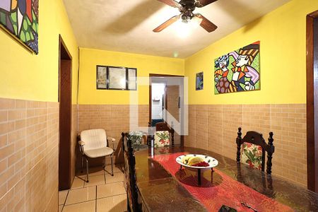 Sala de jantar de casa para alugar com 2 quartos, 51m² em Jardim Sabará, Porto Alegre