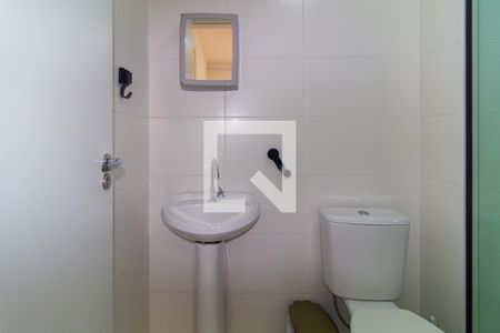 Banheiro de apartamento para alugar com 1 quarto, 29m² em Vila Ema, São Paulo