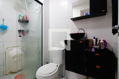 Banheiro da Suíte de apartamento para alugar com 1 quarto, 27m² em Vila Penteado, São Paulo