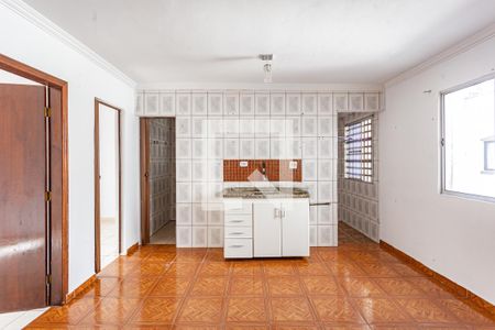 Sala / Cozinha de apartamento para alugar com 2 quartos, 42m² em Parque Bristol, São Paulo