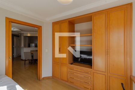 Quarto 1 de apartamento para alugar com 2 quartos, 56m² em Indianópolis, São Paulo