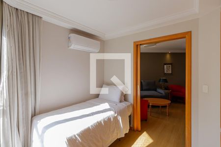 Quarto 1 de apartamento para alugar com 2 quartos, 56m² em Indianópolis, São Paulo