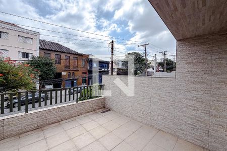 Casa à venda com 3 quartos, 200m² em Vila Monumento, São Paulo