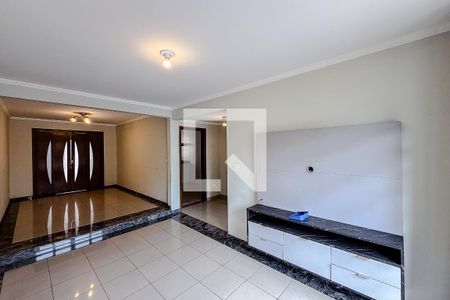 Sala de casa à venda com 3 quartos, 200m² em Vila Monumento, São Paulo