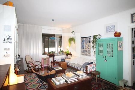 Sala de apartamento à venda com 3 quartos, 110m² em Rio Branco, Porto Alegre