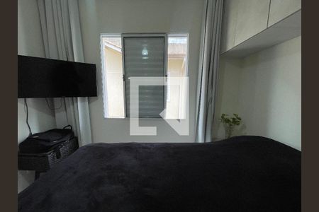 Suíte  de casa de condomínio à venda com 3 quartos, 170m² em Jardim Cláudia, São Paulo