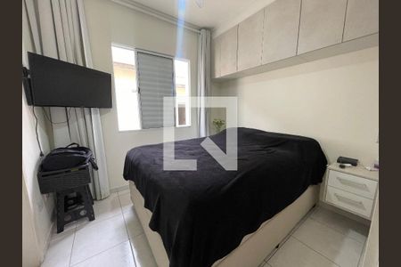 Suíte  de casa de condomínio à venda com 3 quartos, 170m² em Jardim Cláudia, São Paulo