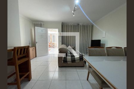 Sala de casa de condomínio à venda com 3 quartos, 170m² em Jardim Cláudia, São Paulo