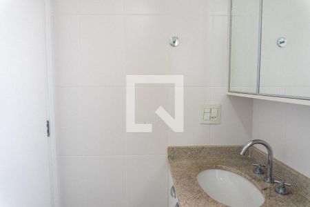 Banheiro da Suíte de apartamento para alugar com 2 quartos, 69m² em Vila Mascote, São Paulo