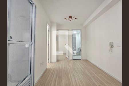 Sala/Cozinha de apartamento para alugar com 1 quarto, 36m² em Vila Plana, São Paulo