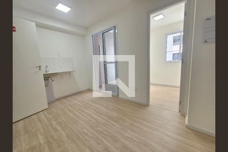 Sala/Cozinha de apartamento para alugar com 1 quarto, 36m² em Vila Plana, São Paulo