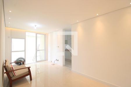 Sala de apartamento para alugar com 2 quartos, 70m² em Barra Olímpica, Rio de Janeiro