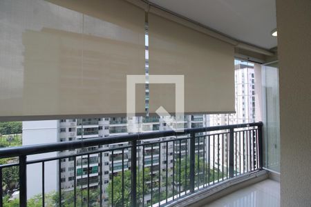 Sala - Varanda de apartamento para alugar com 2 quartos, 70m² em Barra Olímpica, Rio de Janeiro