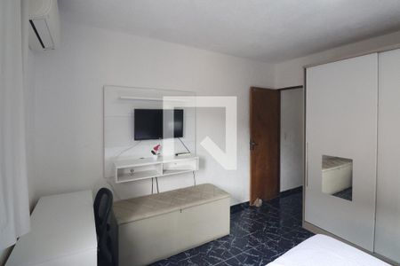 Quarto 1 de casa para alugar com 3 quartos, 65m² em Parque Ramos Freitas, São Paulo