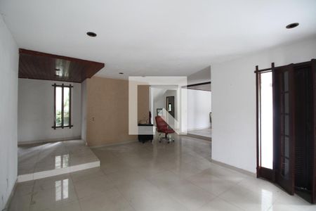 Sala de casa para alugar com 4 quartos, 740m² em Freguesia (jacarepaguá), Rio de Janeiro