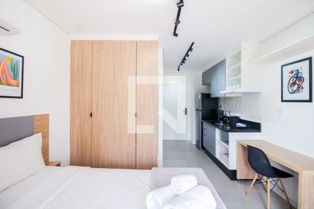 Sala/Quarto/Cozinha de kitnet/studio para alugar com 1 quarto, 25m² em Vila Regente Feijó, São Paulo