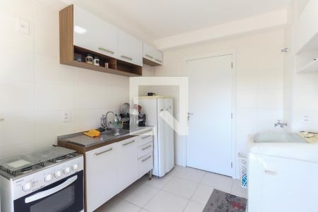 Sala - Cozinha de apartamento para alugar com 2 quartos, 32m² em Colônia (zona Leste), São Paulo