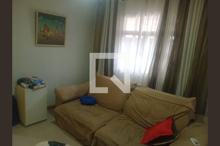 Sala de casa para alugar com 3 quartos, 100m² em Ramos, Rio de Janeiro