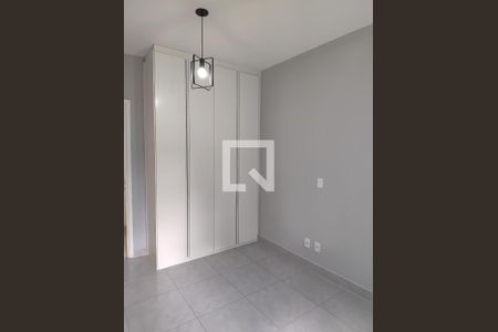 Quarto de apartamento para alugar com 2 quartos, 74m² em Medeiros, Jundiaí
