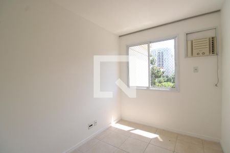 Quarto  de apartamento para alugar com 2 quartos, 71m² em Barra Olímpica, Rio de Janeiro