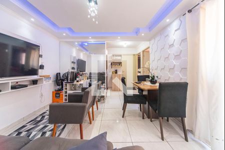 Sala de apartamento à venda com 2 quartos, 50m² em Jardim Alzira Franco, Santo André