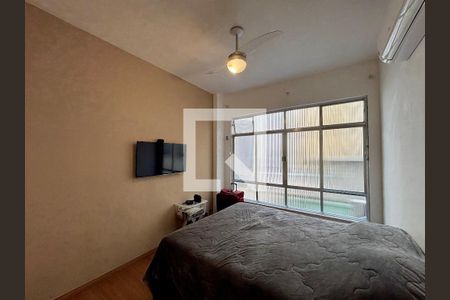 Quarto 1 de apartamento à venda com 2 quartos, 64m² em Leme, Rio de Janeiro