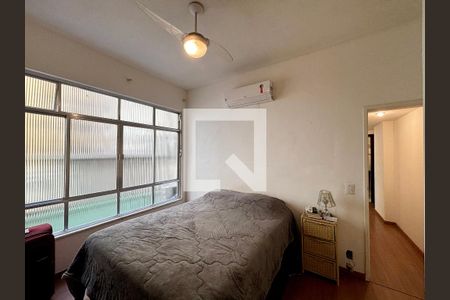 Quarto 1 de apartamento à venda com 2 quartos, 64m² em Leme, Rio de Janeiro