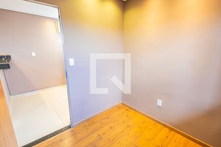 quarto 1 de casa para alugar com 2 quartos, 45m² em Tupi, Belo Horizonte