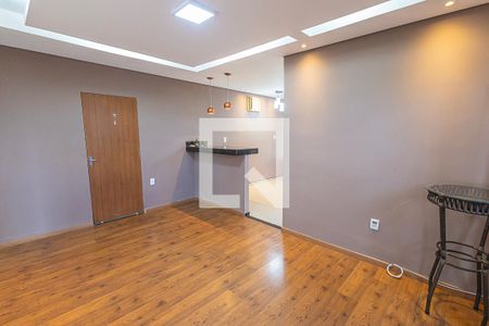 sala de casa para alugar com 2 quartos, 45m² em Tupi, Belo Horizonte