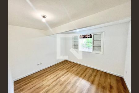 Quarto 2 de casa à venda com 7 quartos, 210m² em Vila Santa Maria, São Paulo