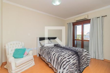 Quarto 1 de casa à venda com 5 quartos, 300m² em Espírito Santo, Porto Alegre