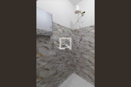 Banheiro de casa para alugar com 1 quarto, 70m² em Vila Curuçá Velha, São Paulo