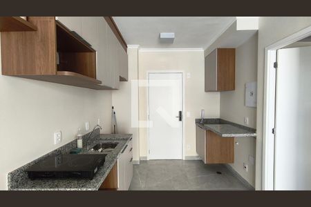 Sala/Cozinha de apartamento para alugar com 1 quarto, 28m² em Liberdade, São Paulo