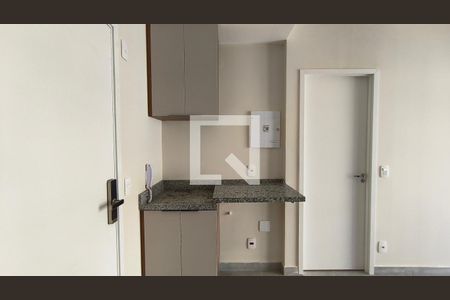 Sala/Cozinha de apartamento para alugar com 1 quarto, 28m² em Liberdade, São Paulo