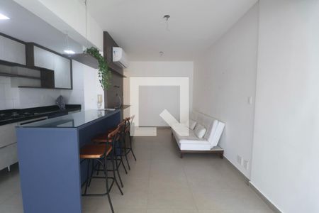 Sala de apartamento para alugar com 2 quartos, 72m² em Parque Enseada, Guarujá