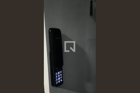 Porta de apartamento para alugar com 2 quartos, 45m² em Vila Nova, Porto Alegre