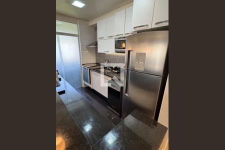 Cozinha de apartamento à venda com 2 quartos, 100m² em Tamboré, Santana de Parnaíba